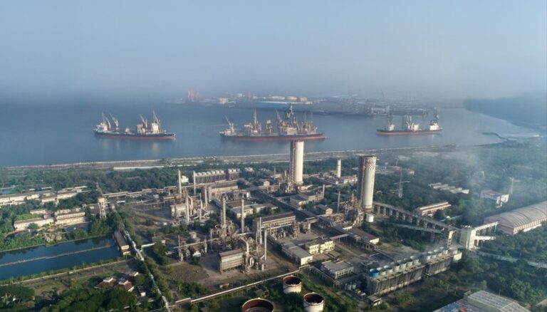 AM Green DP World Group Ink Pact